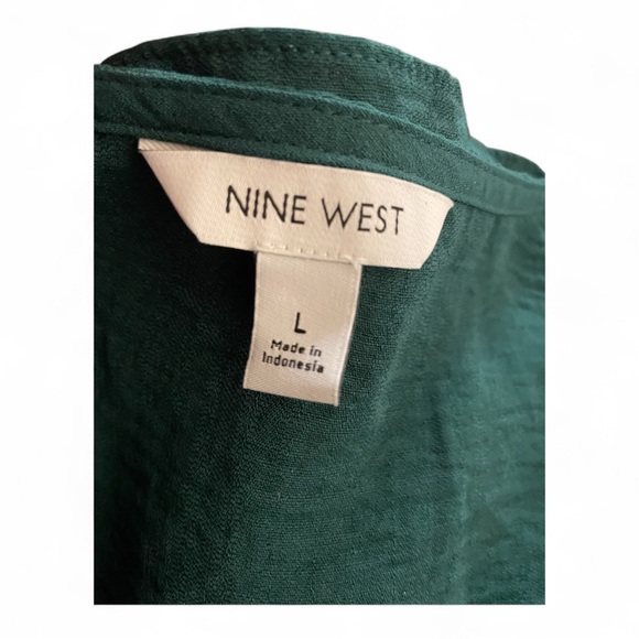 Nine West Hunter Green Button-Up V-Neck Blouse - Picture 5 of 5